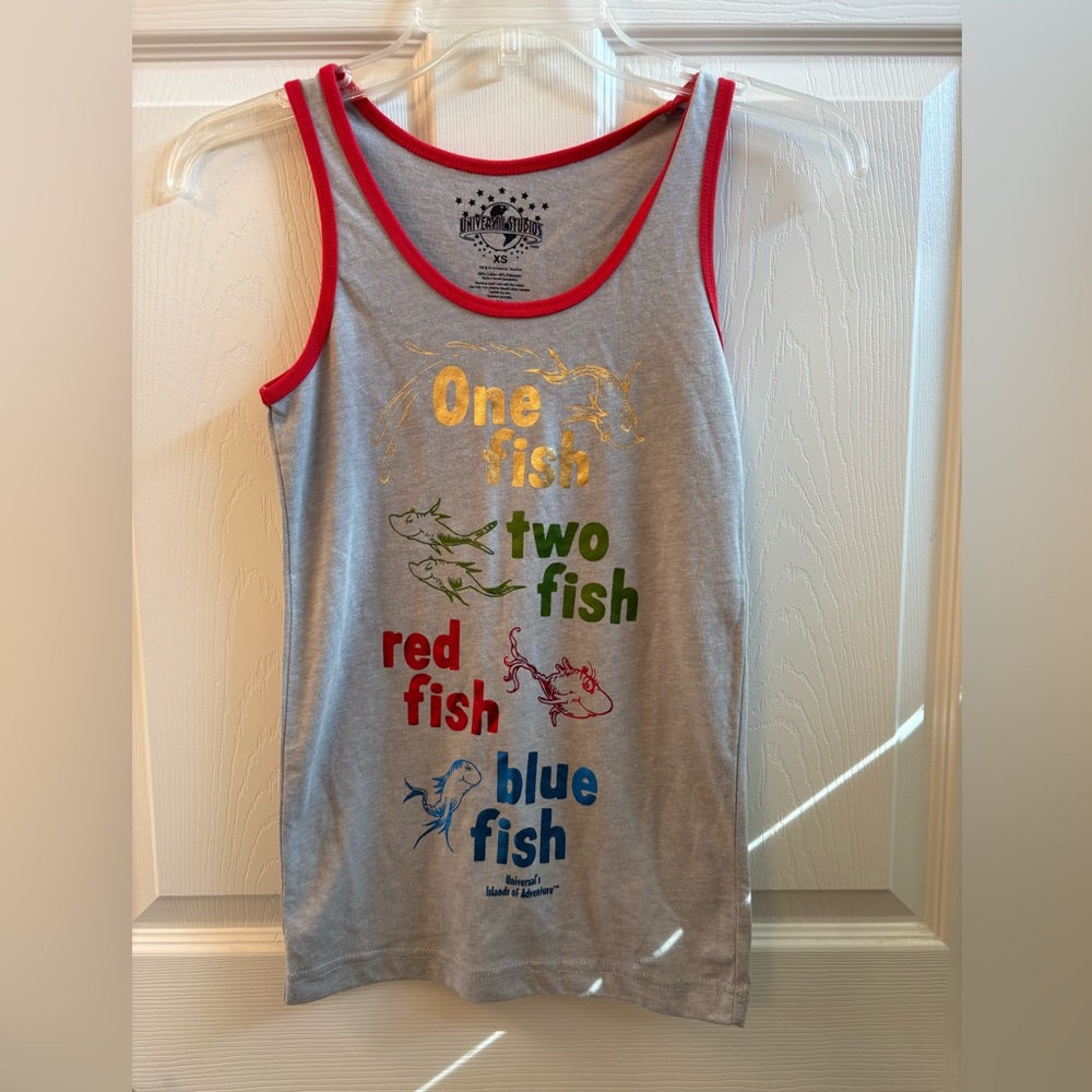 Universal Dr. Seuss One Fish Two Fish Gray Tank Top Size‎ XSmall NWT